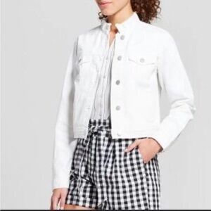 a new day White Stand Up Frayed Collar denim Jacket Size medium